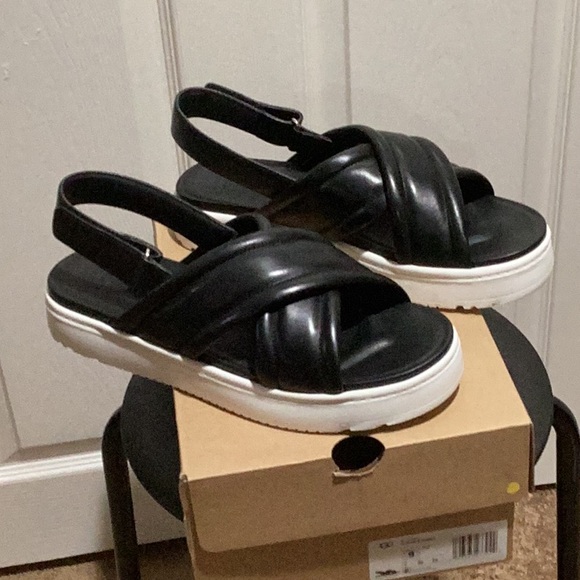 UGG Shoes - UGG Zayne Slingback Sandals - Size 9